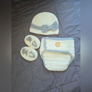 SoDorable Handmade Cream and Gray Crochet Baby Set Size 0to6months